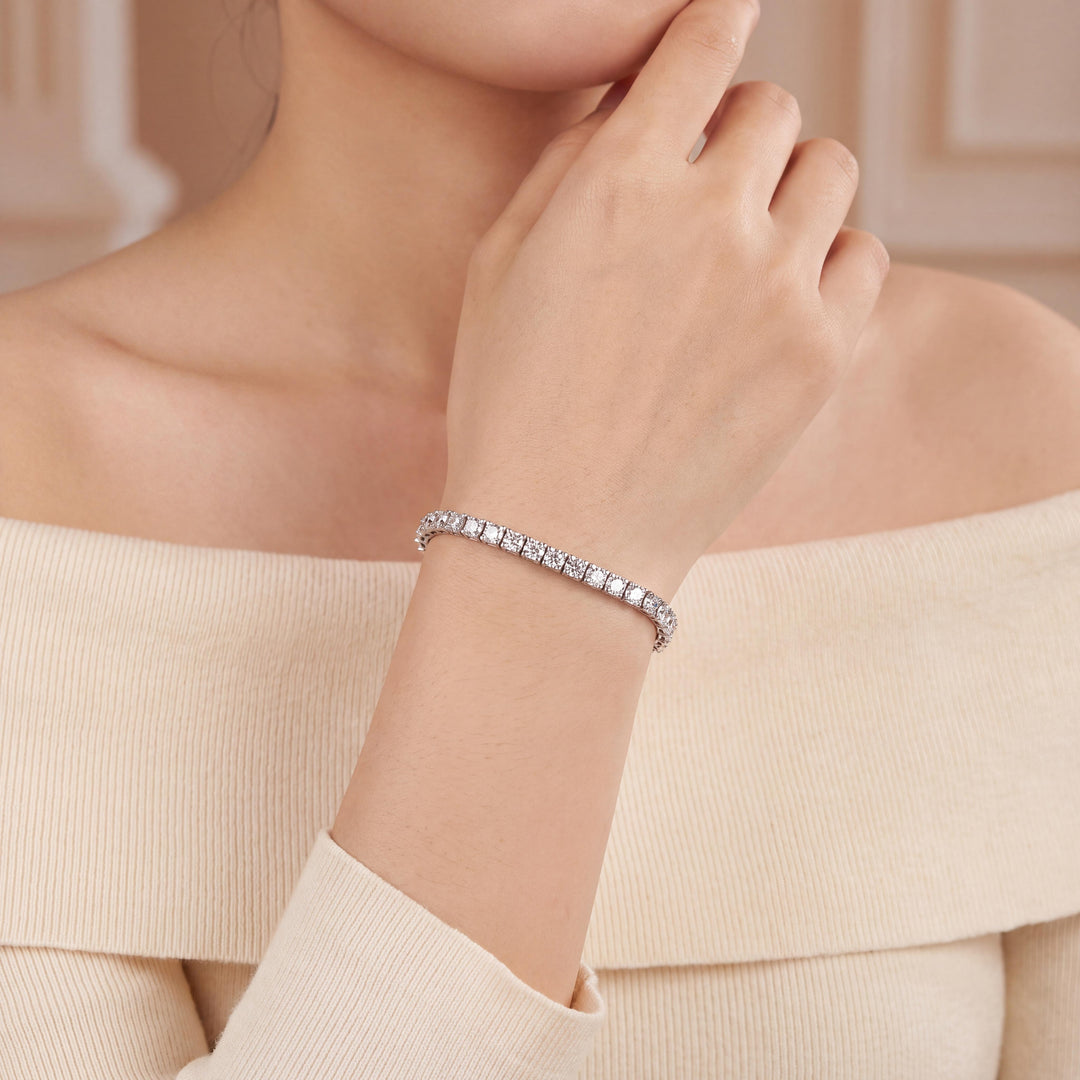 18k White Gold and 2cttw Diamond Tennis Link Bracelet Italy 6.25"