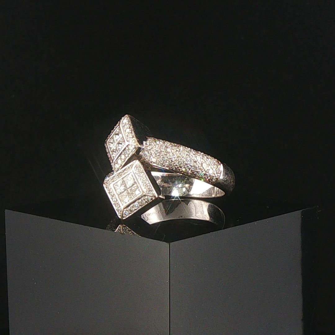 18k White Gold and 0.69cttw Diamond Heavy Crossover Ring Size 7.25