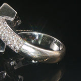 18k White Gold and 0.69cttw Diamond Heavy Crossover Ring Size 7.25