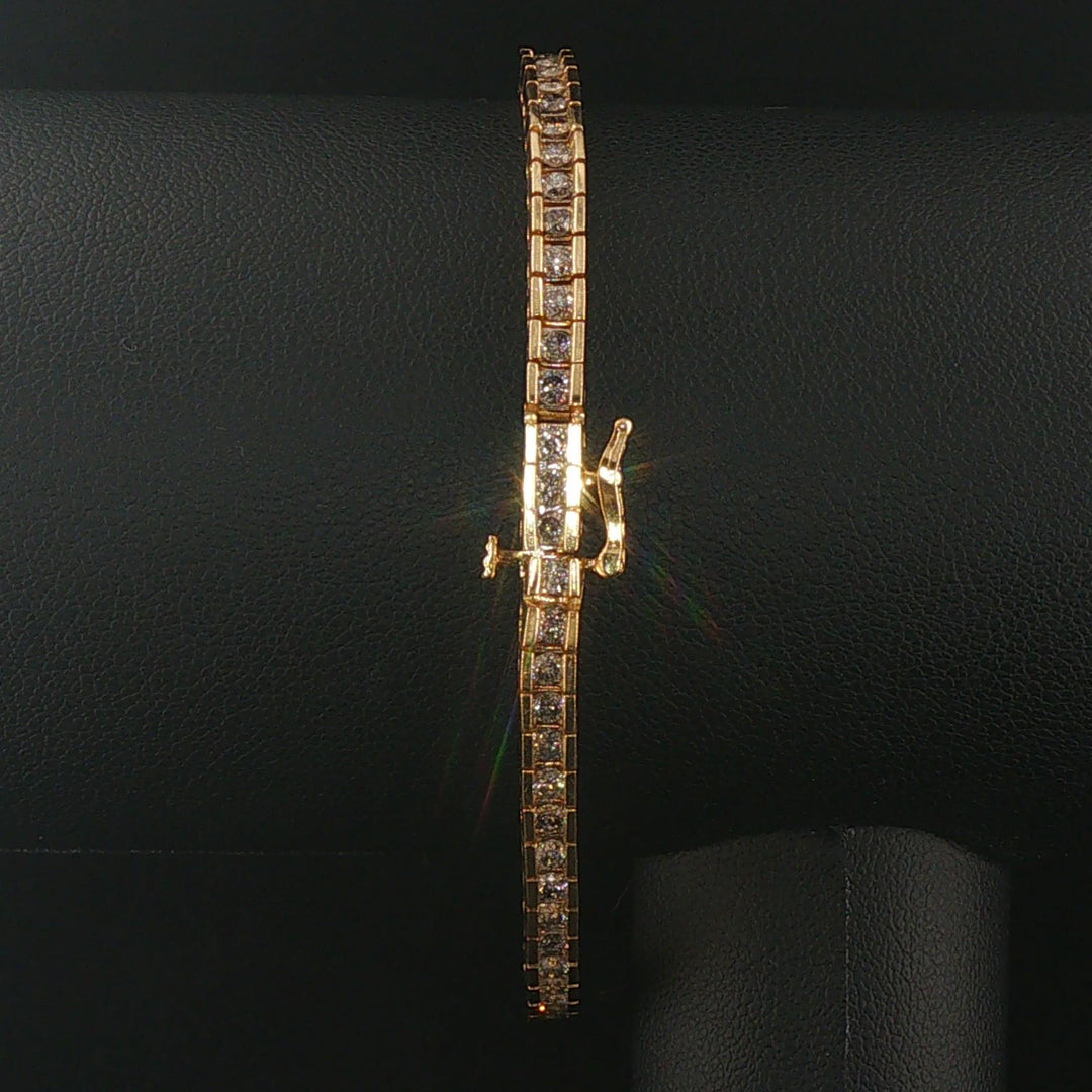 14k Yellow Gold and 3.20cttw Channel Set Diamond Vintage Link Bracelet 7"