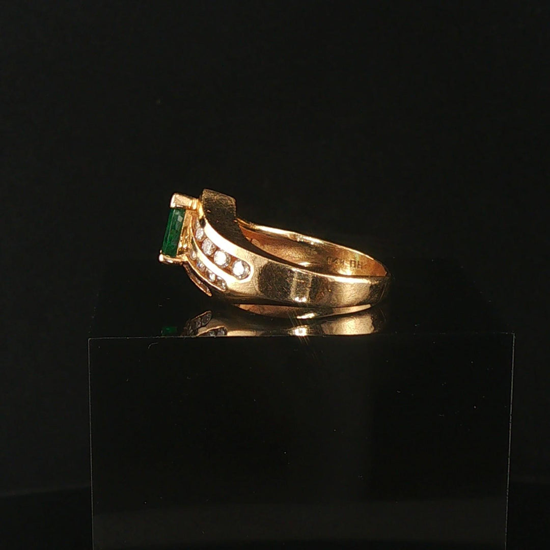 14k Yellow Gold 0.76ct Emerald and 0.50cttw Diamond Ladies Ring Size 6.25