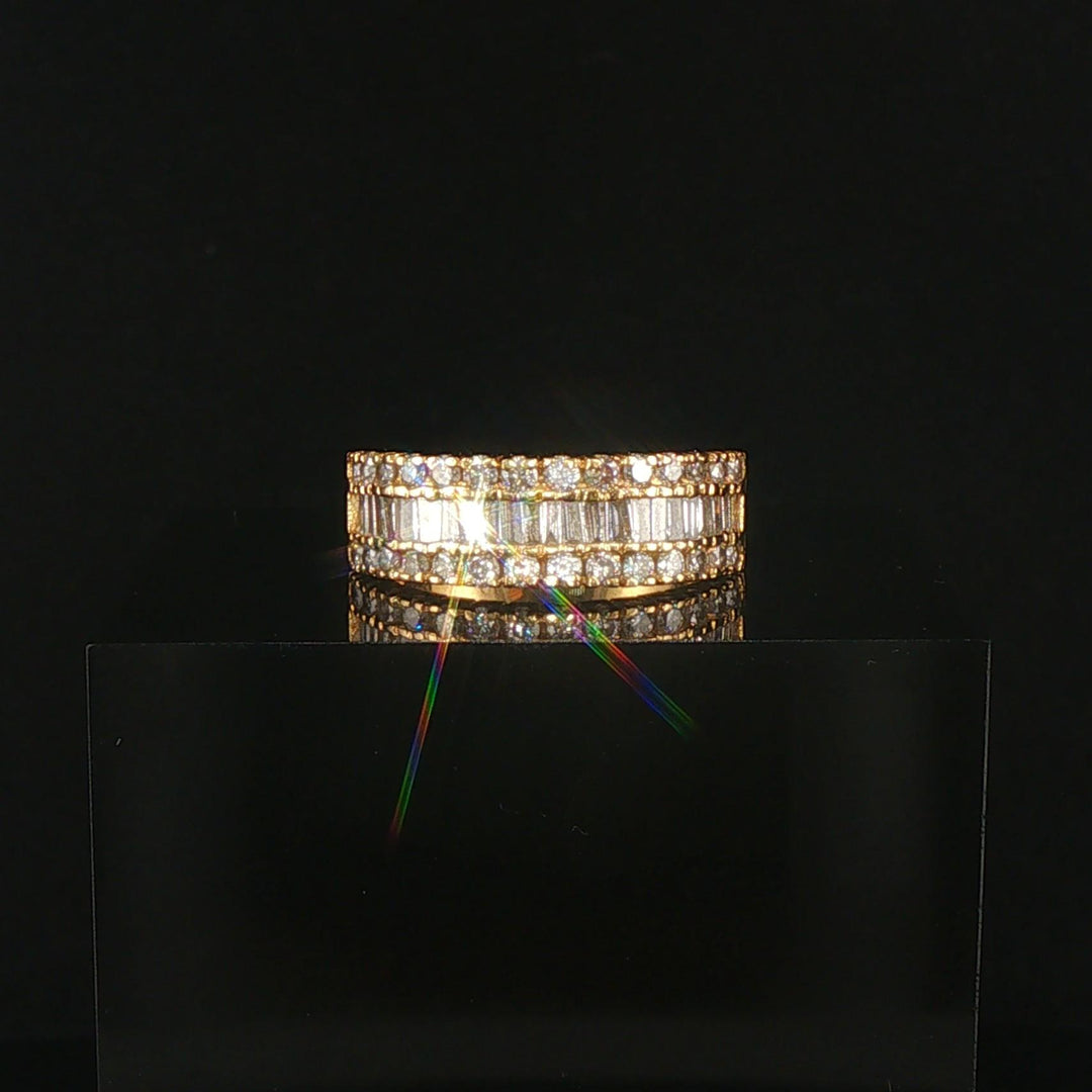 18k Yellow Gold and 1cttw Round and Baguette Diamond Ladies Band Ring Size 6.5