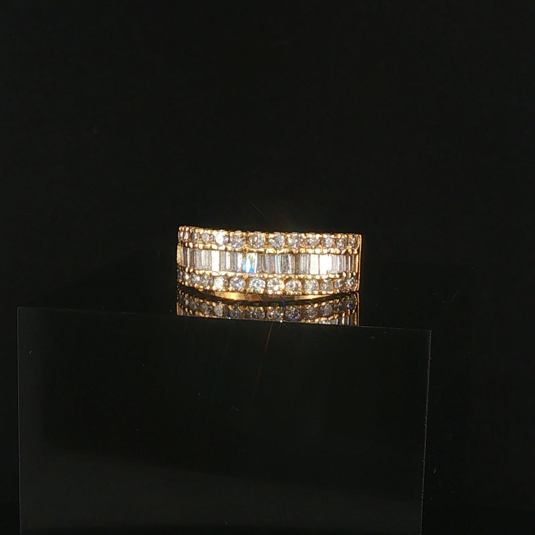 18k Yellow Gold and 1cttw Round and Baguette Diamond Ladies Band Ring Size 6.5