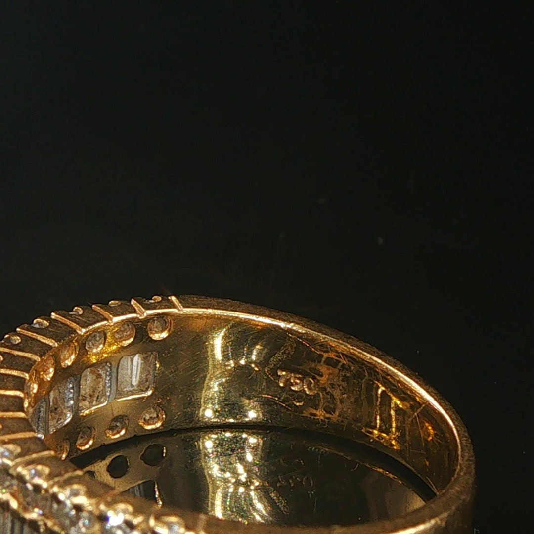 18k Yellow Gold and 1cttw Round and Baguette Diamond Ladies Band Ring Size 6.5