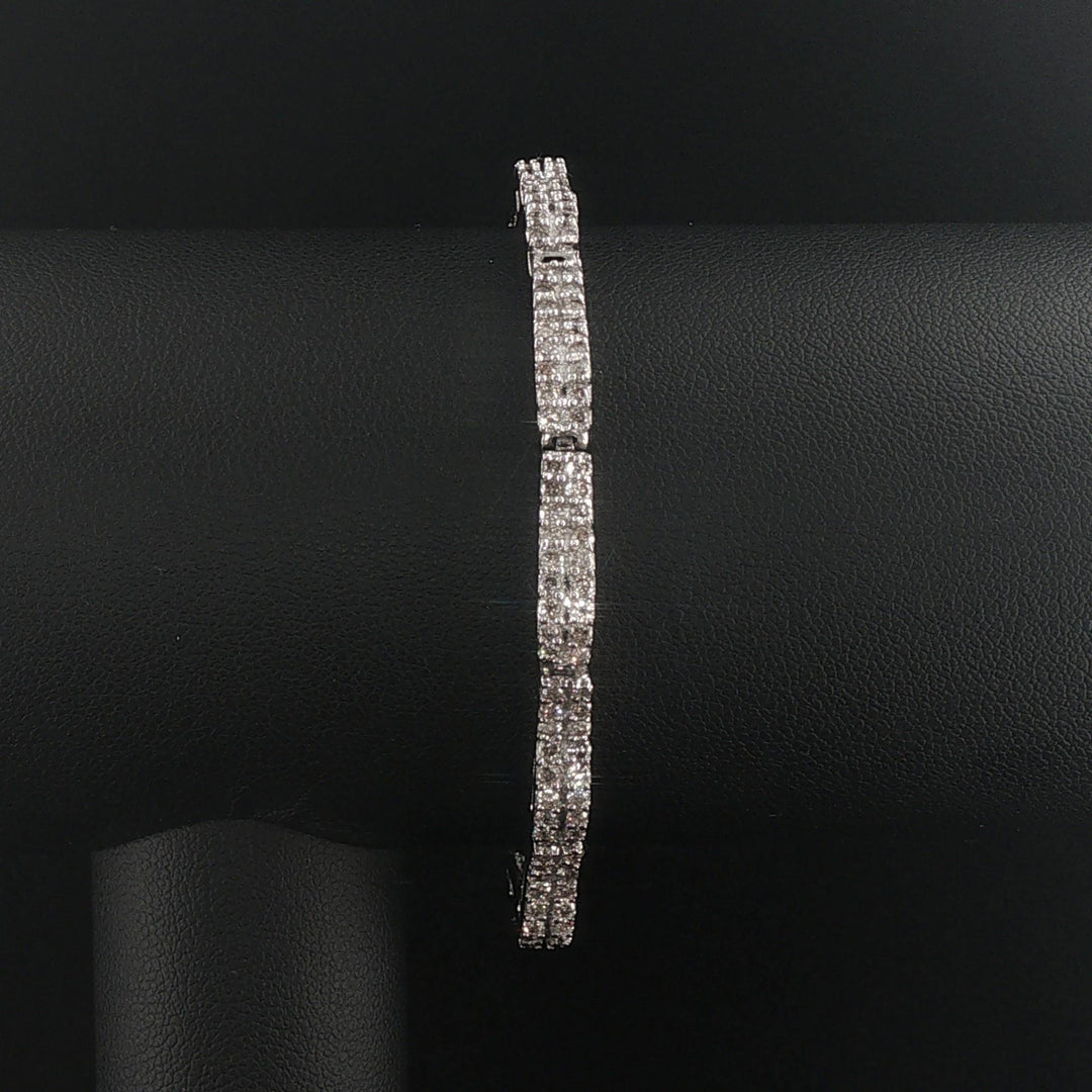 14k White Gold and 4cttw Pave Diamond Curved Bar Wave Link Bracelet 6.75"