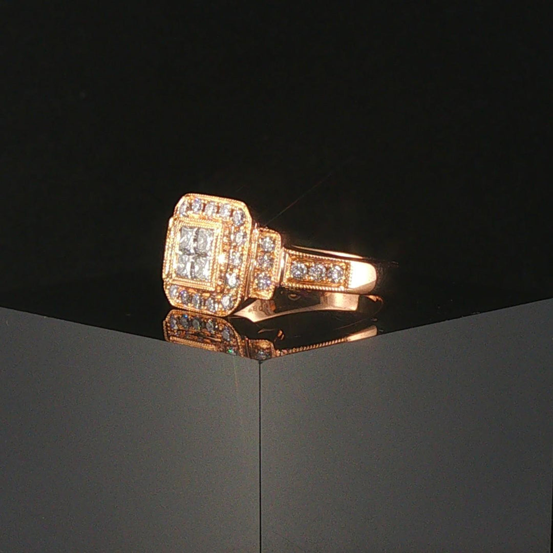 18k Rose Gold and 0.84cttw Diamond Solid Cluster Ring Size 6.5