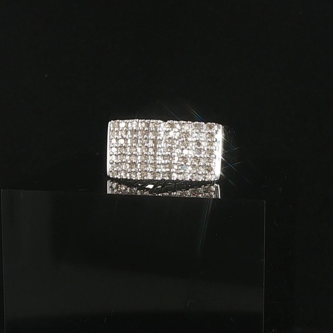 10k White Gold and 0.50cttw Diamond Crowned Band Ring Size 7