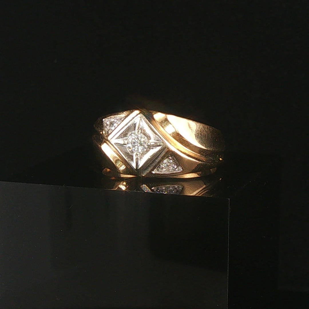14k Yellow and White Gold 0.25cttw Diamond Men's Vintage Ring Size 10.25