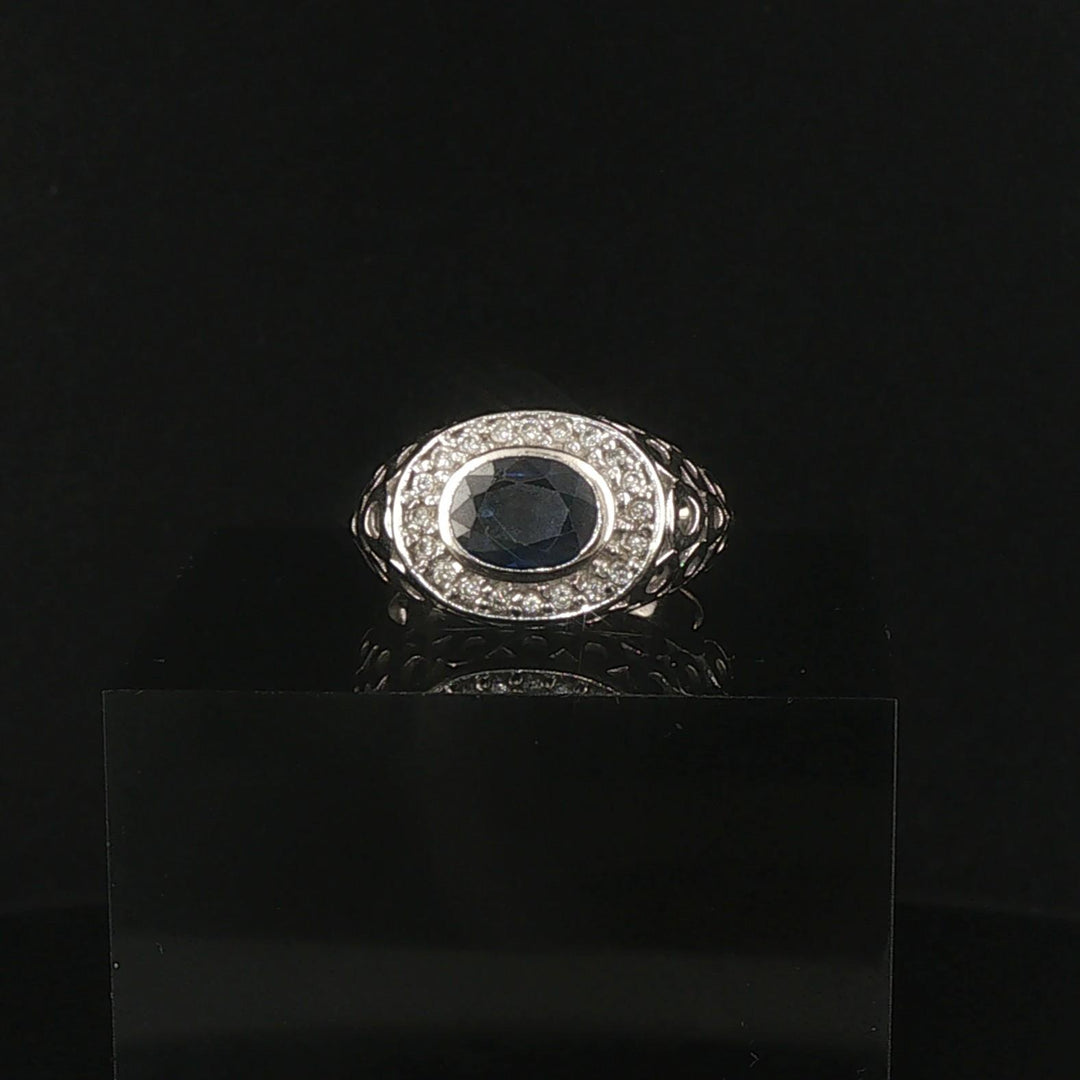 14k White Gold 0.89ct Sapphire and Diamond Vintage Halo Ring Size 7.75