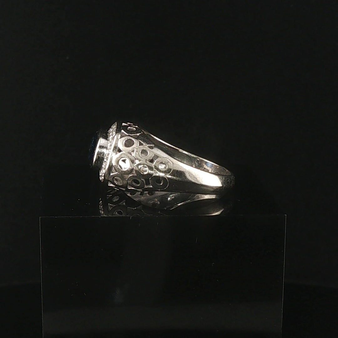 14k White Gold 0.89ct Sapphire and Diamond Vintage Halo Ring Size 7.75