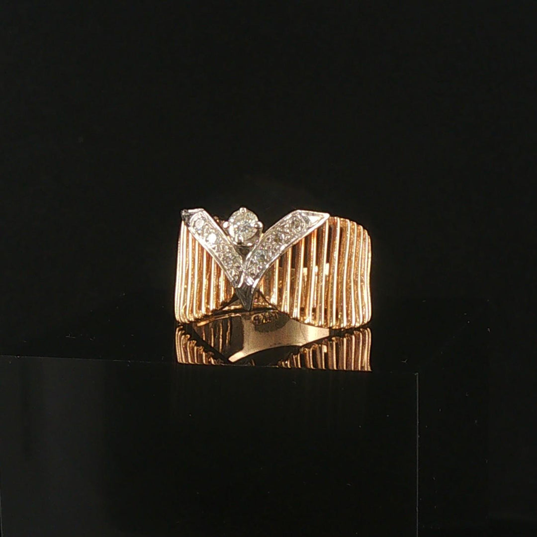14k Yellow and White Gold Diamond Vintage Ladies Ring Size 4.25