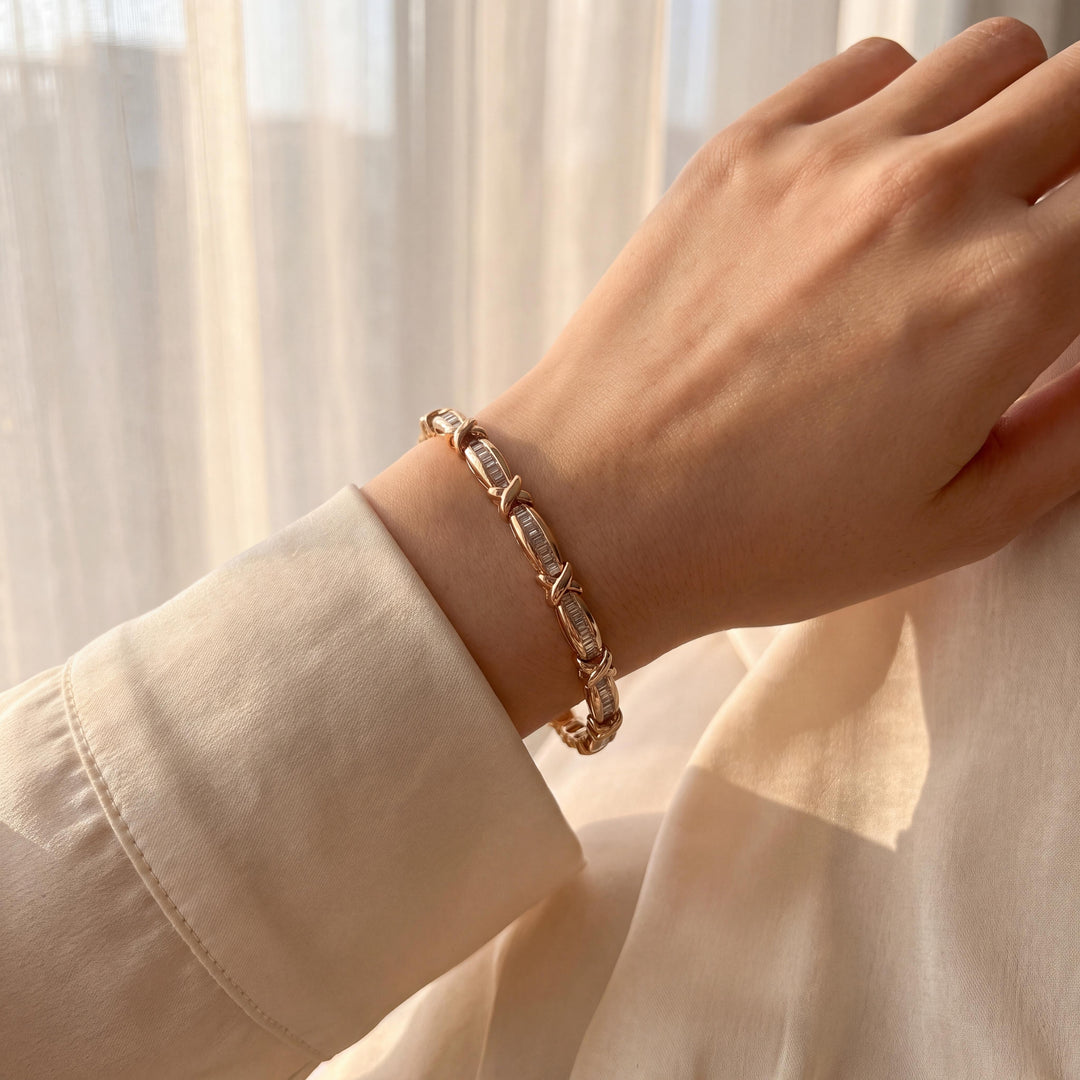 14k Yellow Gold and 1.50cttw Baguette Diamond Vintage X Link Bracelet 7"