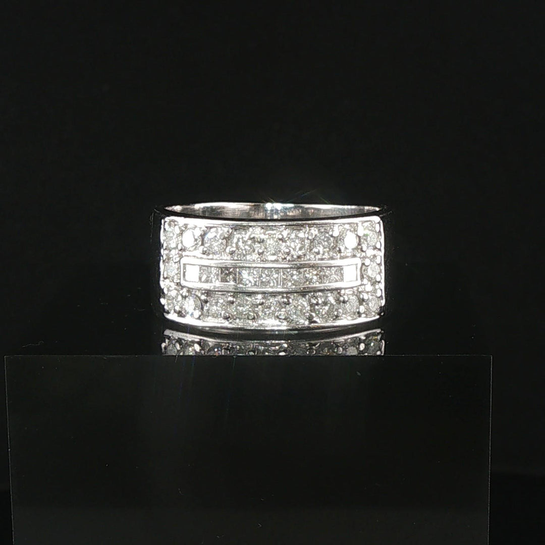 14k White Gold and 1cttw Diamond Men's Band Ring Size 10.25