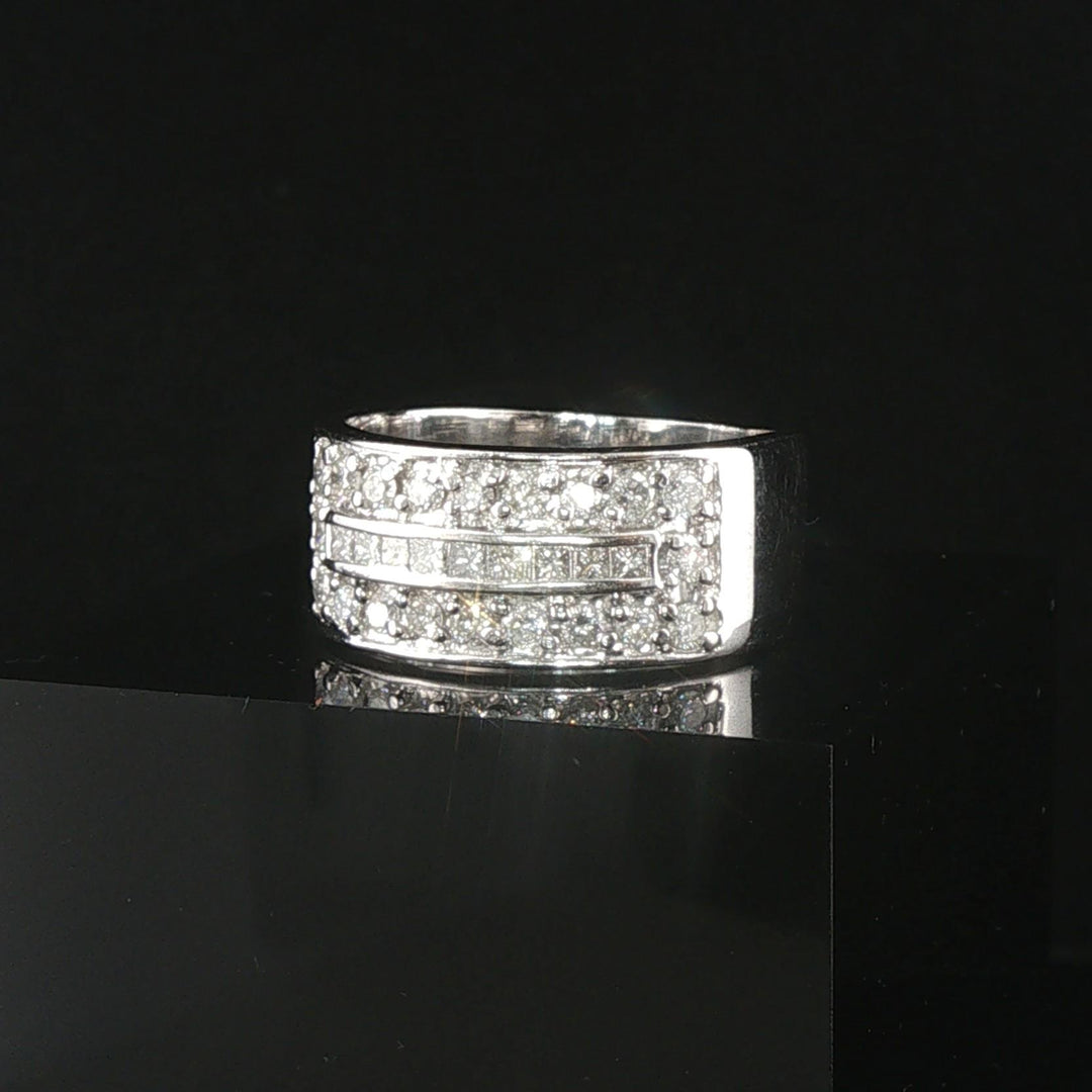 14k White Gold and 1cttw Diamond Men's Band Ring Size 10.25