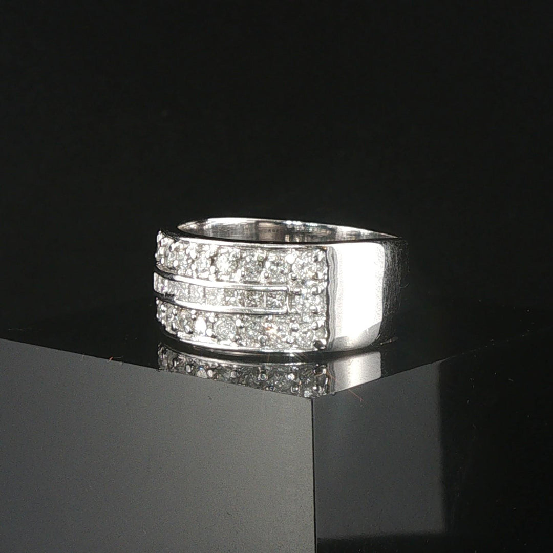 14k White Gold and 1cttw Diamond Men's Band Ring Size 10.25