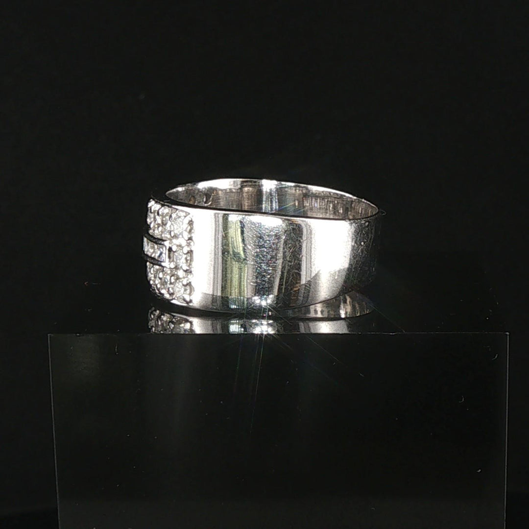 14k White Gold and 1cttw Diamond Men's Band Ring Size 10.25
