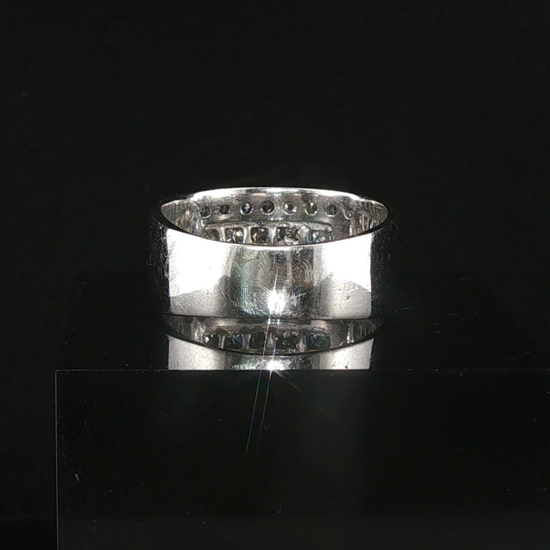 14k White Gold and 1cttw Diamond Men's Band Ring Size 10.25