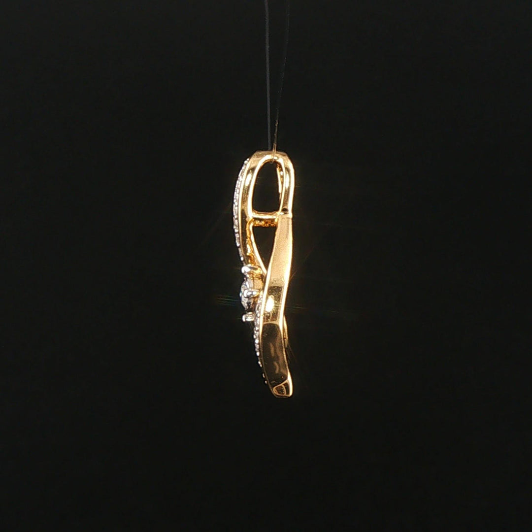 18k Yellow Gold and 0.25cttw Diamond Pendant 0.85"
