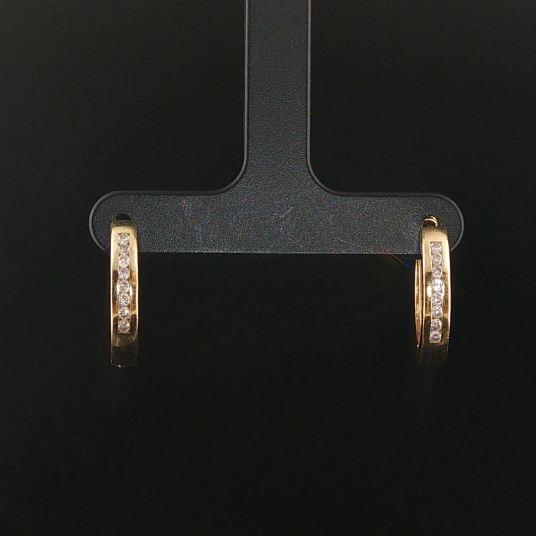 14k Yellow Gold and 0.20cttw Diamond Vintage Hoop Earrings
