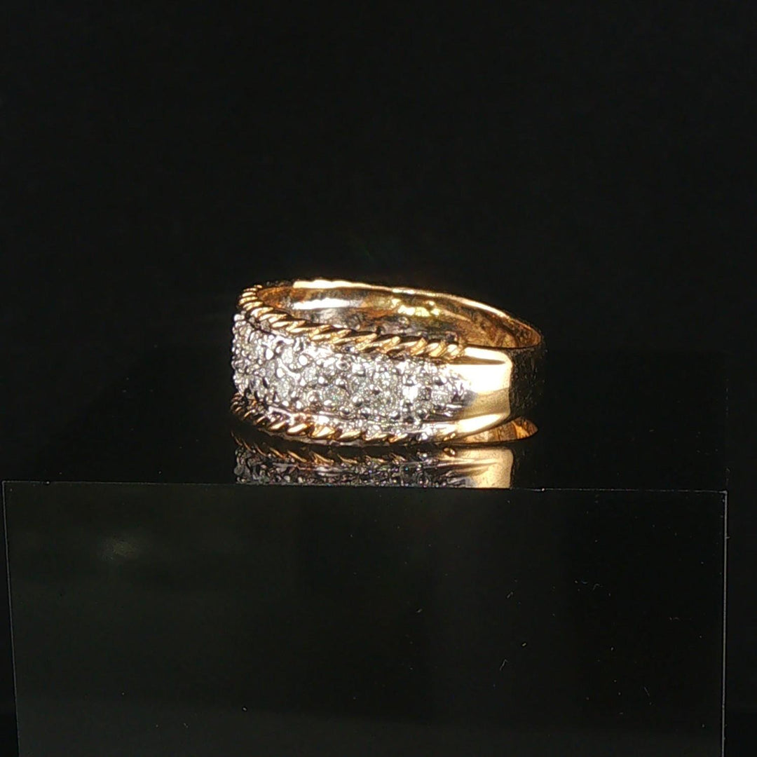14k Yellow and White Gold 0.35cttw Pave Diamond Vintage Ladies Band Ring Size 7