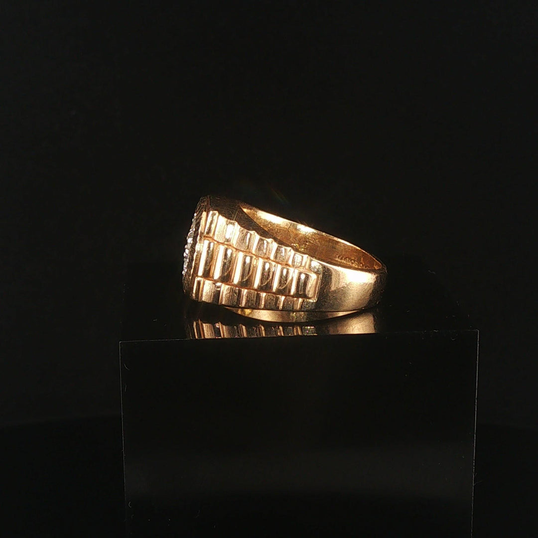 14k Yellow Gold and 0.50cttw Diamond Cluster Men's Vintage Ring Size 9