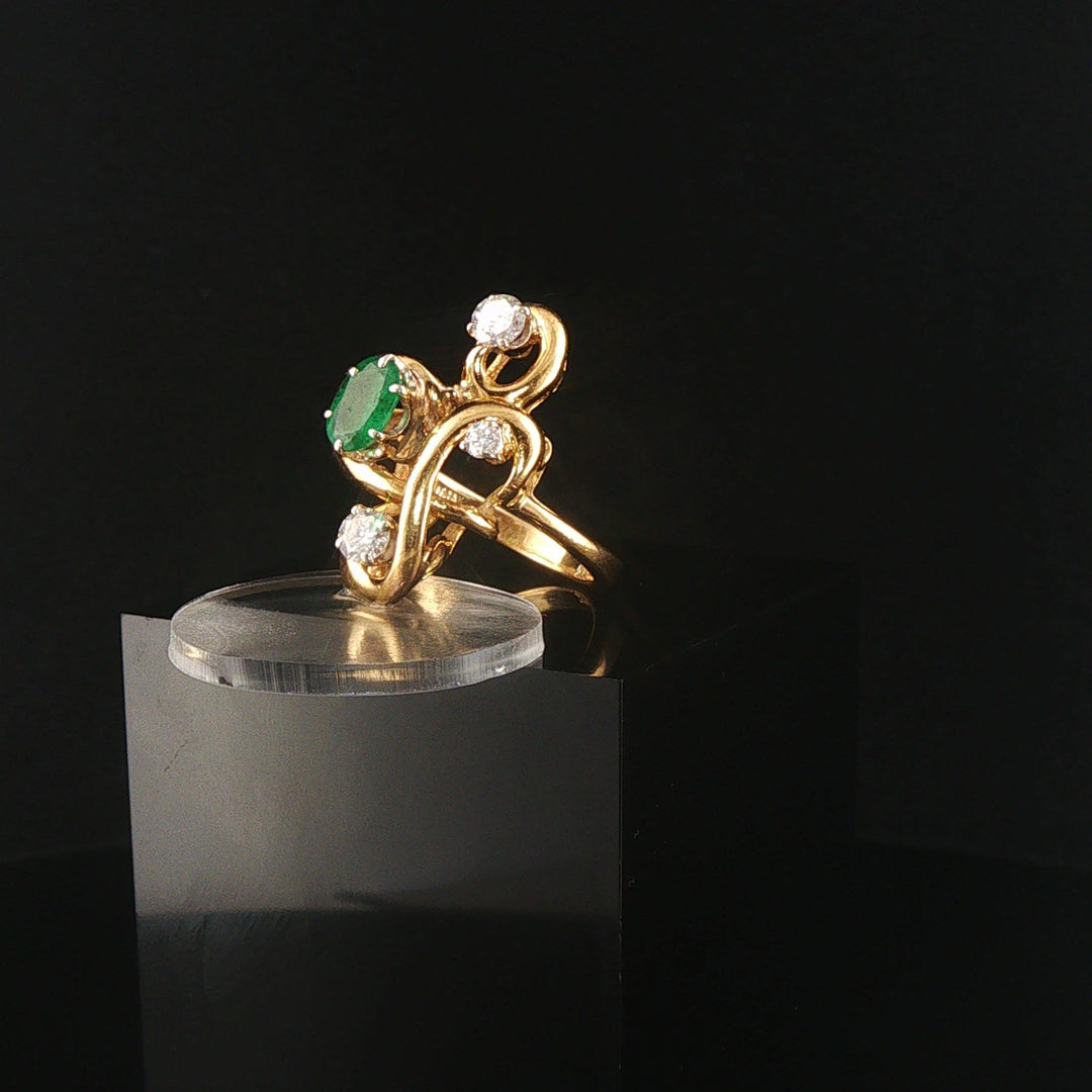 18k Yellow Gold Emerald and 0.40cttw Diamond Unique Ring Italy Size 6.5