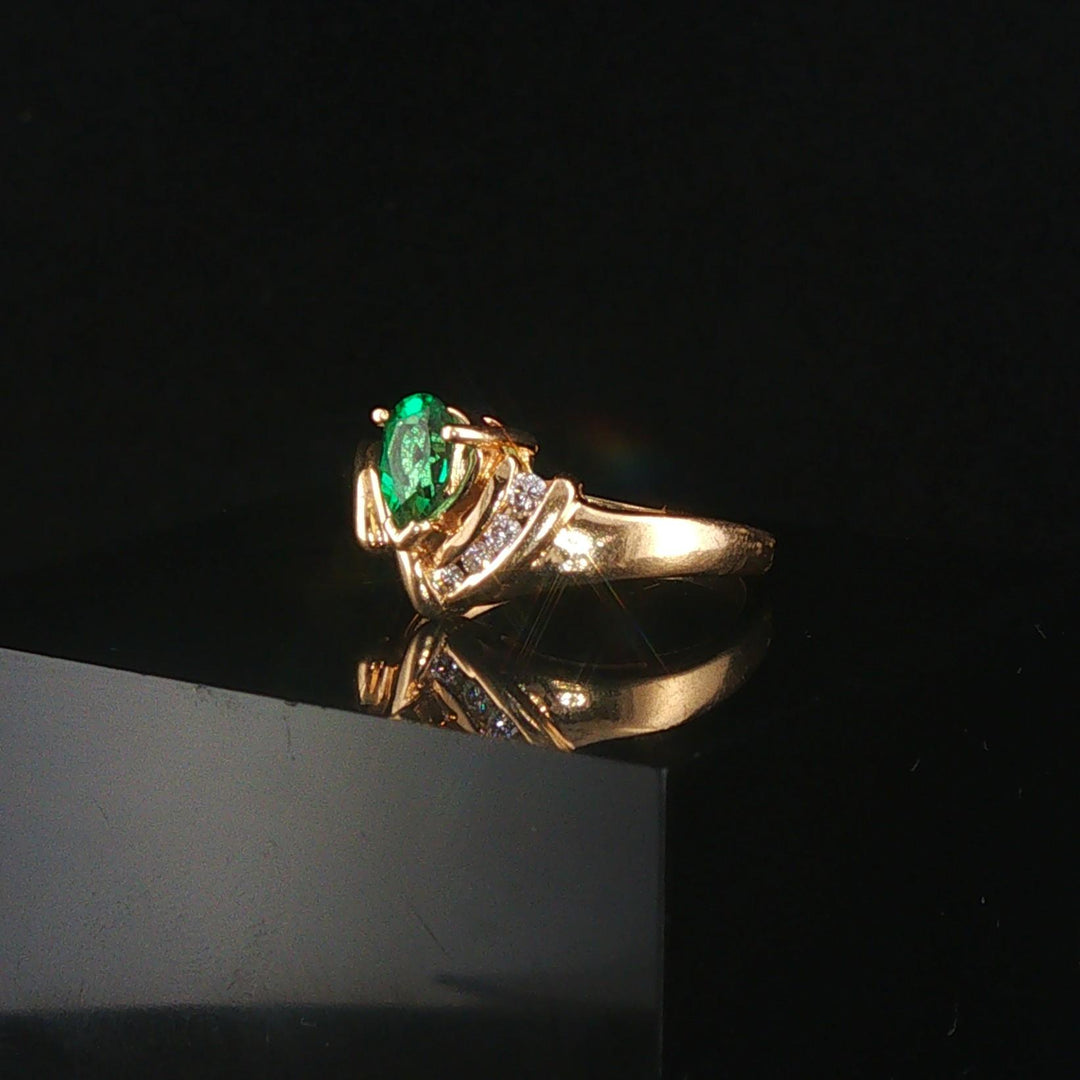 14k Yellow Gold Emerald and Diamond Ring Size 4.5
