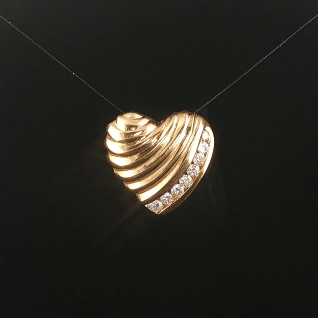 14k Yellow Gold and 0.20cttw Diamond Vintage Heart Pendant