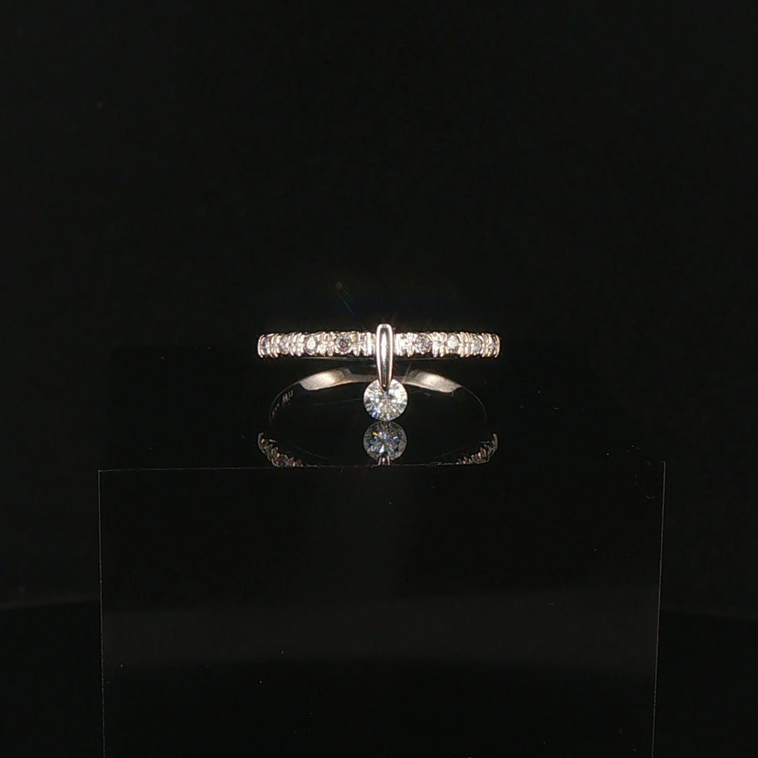 14k White Gold and Diamond Fancy Band Ring Size 7
