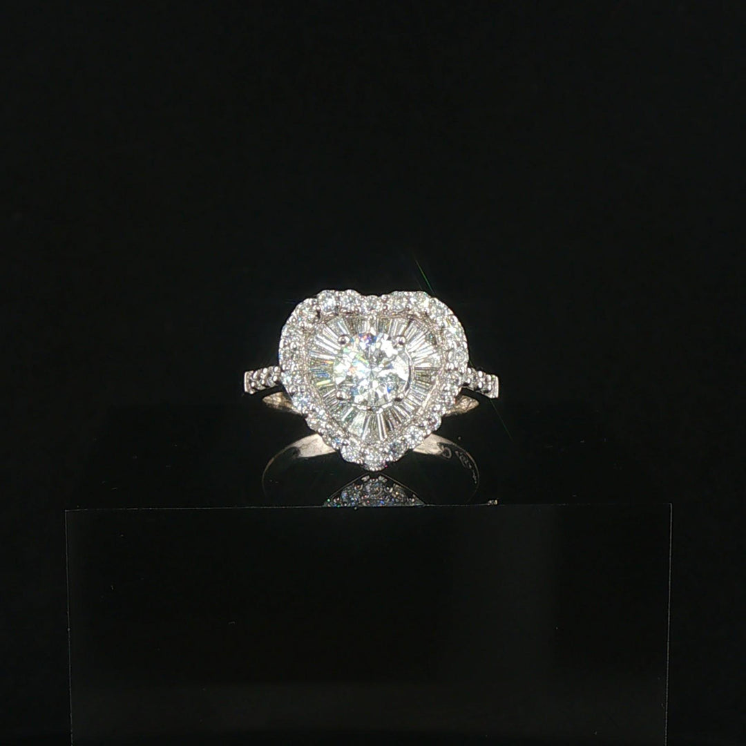 14k White Gold and 1cttw Diamond Heart Halo Ring Size 5.5