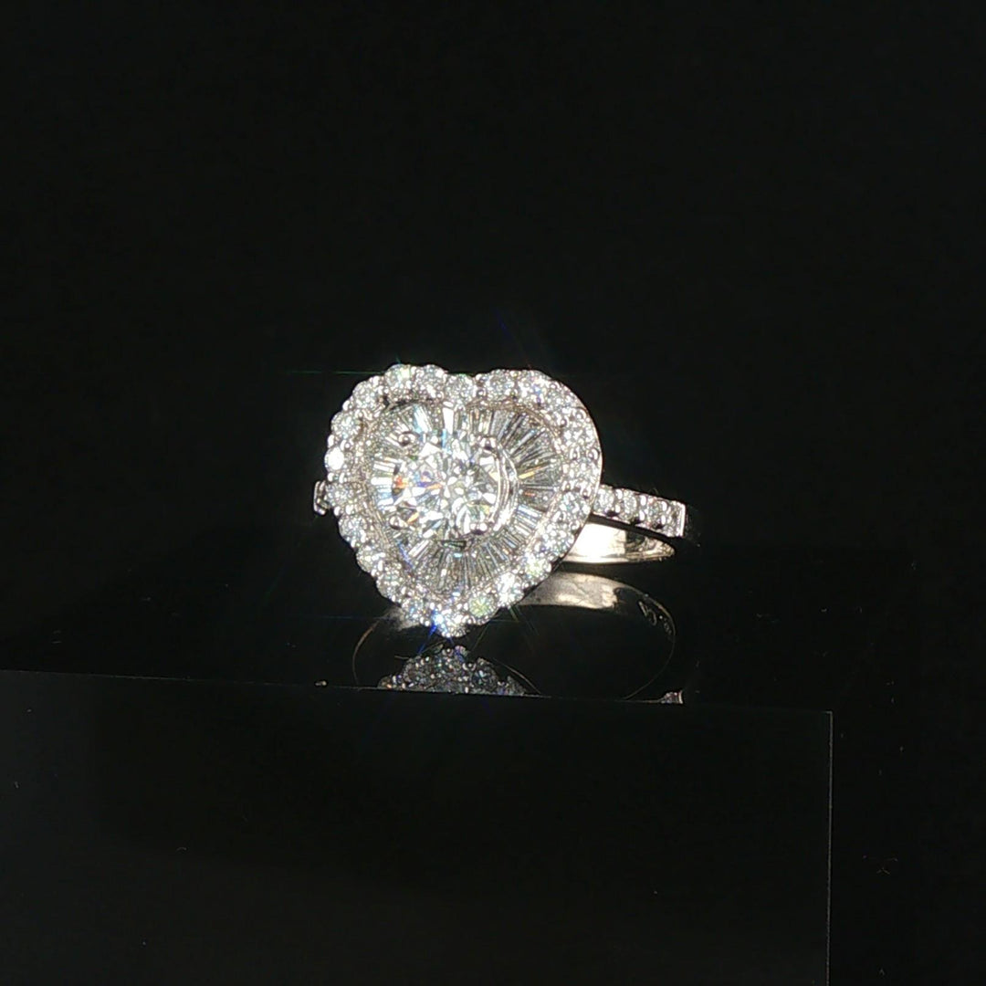 14k White Gold and 1cttw Diamond Heart Halo Ring Size 5.5