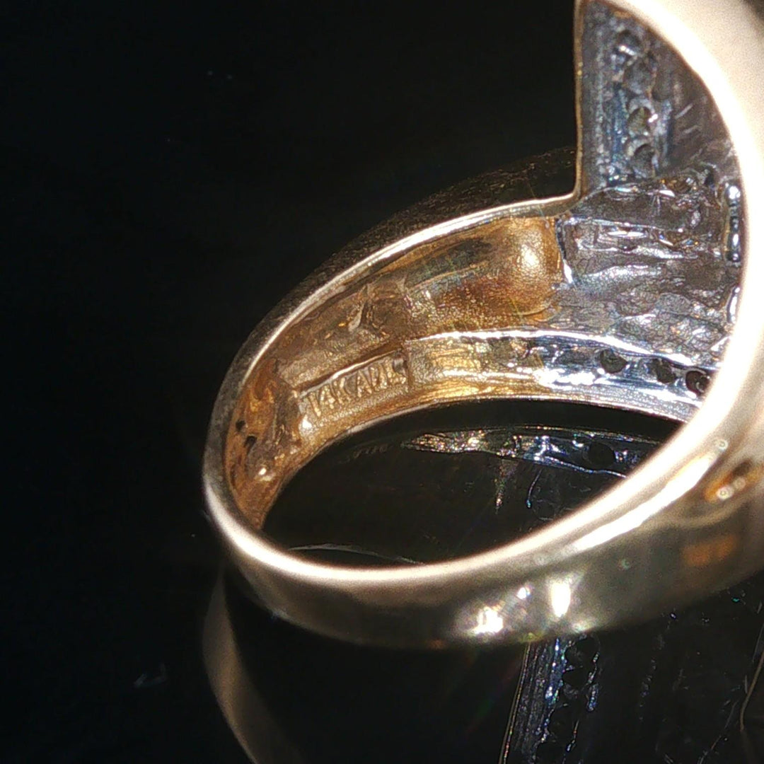 14k Yellow Gold and 1cttw Diamond Vintage Bypass Ring Size 5.75