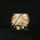 18k Yellow Gold and 1cttw Diamond Solid Heavy Vintage Ring Italy Size 6