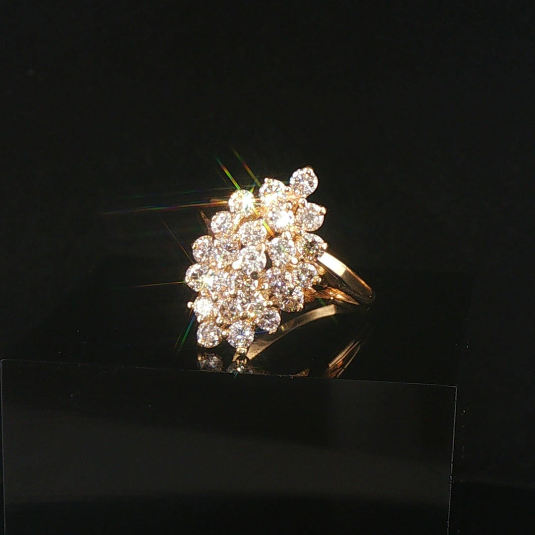 14k Yellow Gold and 1cttw Diamond Ladies Cluster Ring Size 8.25