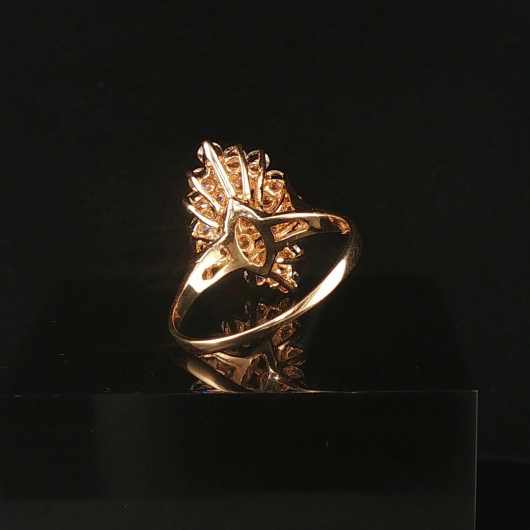 14k Yellow Gold and 1cttw Diamond Ladies Cluster Ring Size 8.25