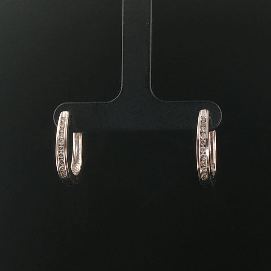 14k White Gold and 0.50cttw Diamond Hoop Earrings