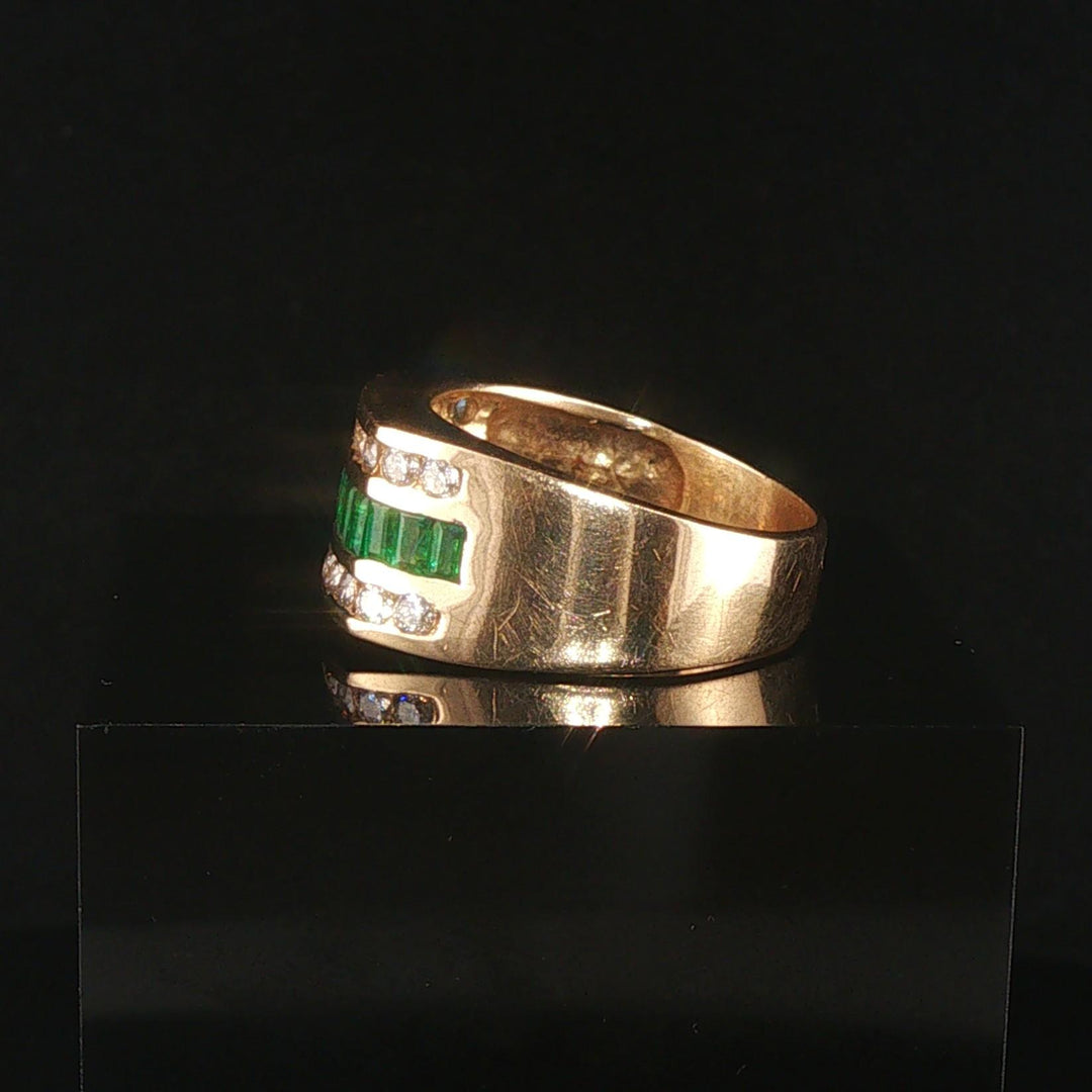 14k Yellow Gold Emerald and 0.75cttw Diamond Men's Solid Ring Size 8.75