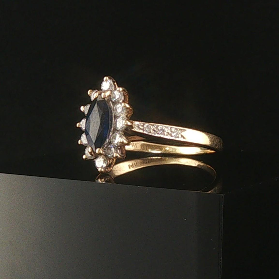 14k Yellow Gold 0.85ct Sapphire and Diamond Halo Ring Size 7.5