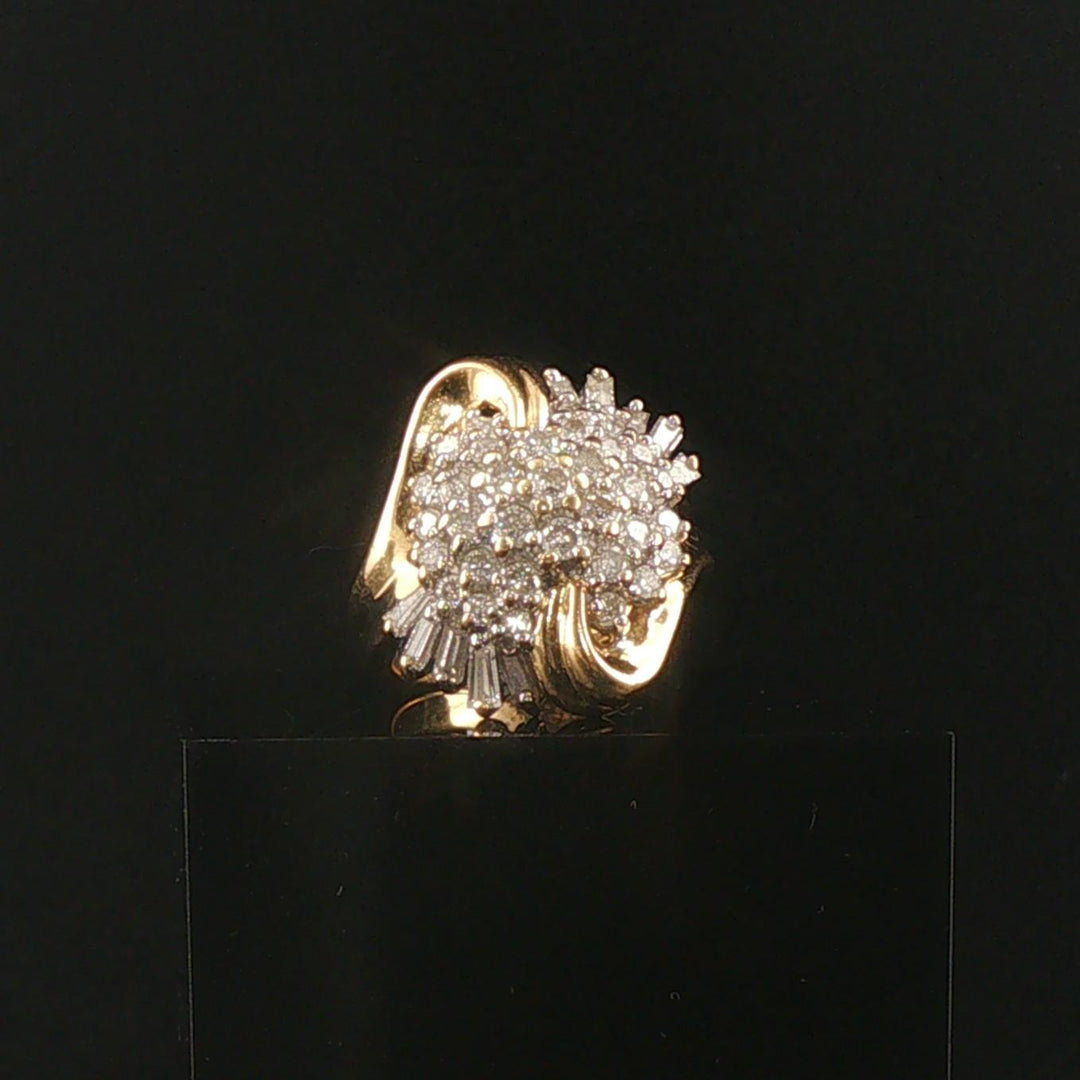 14k Yellow Gold and 0.50cttw Diamond Vintage Ladies Ring Size 6.75