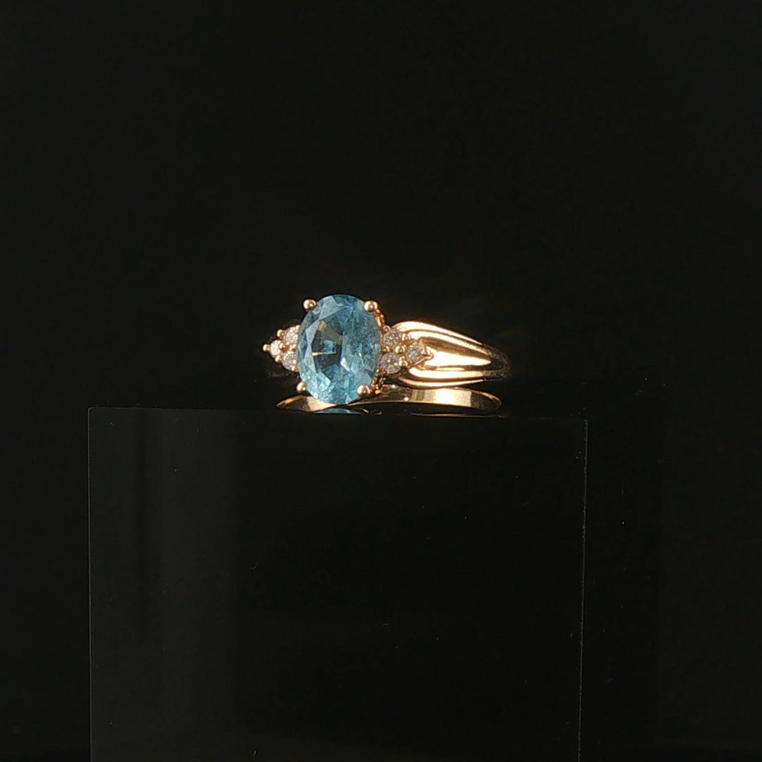 14k Yellow Gold Blue Topaz and Diamond Ladies Ring Size 9.25