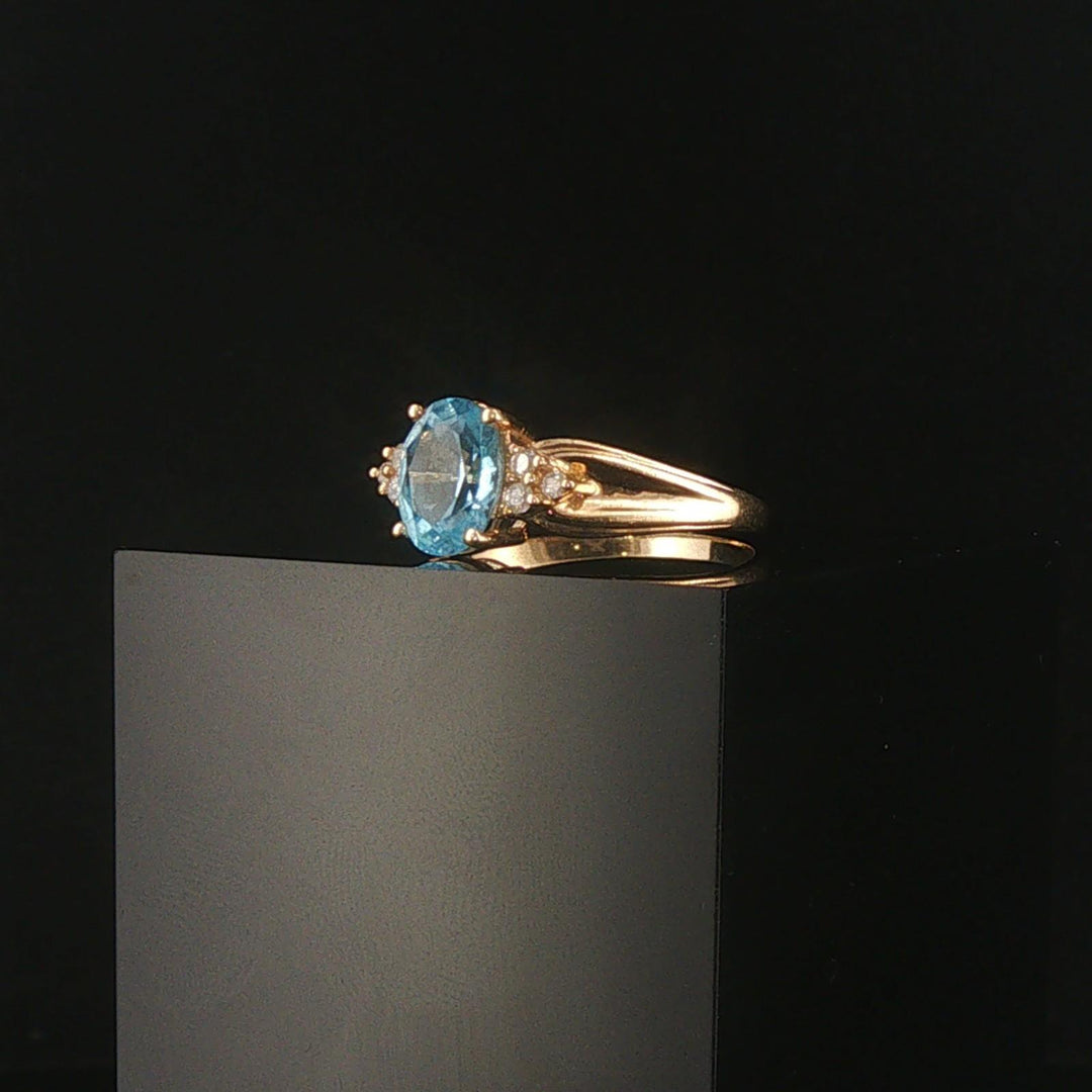 14k Yellow Gold Blue Topaz and Diamond Ladies Ring Size 9.25