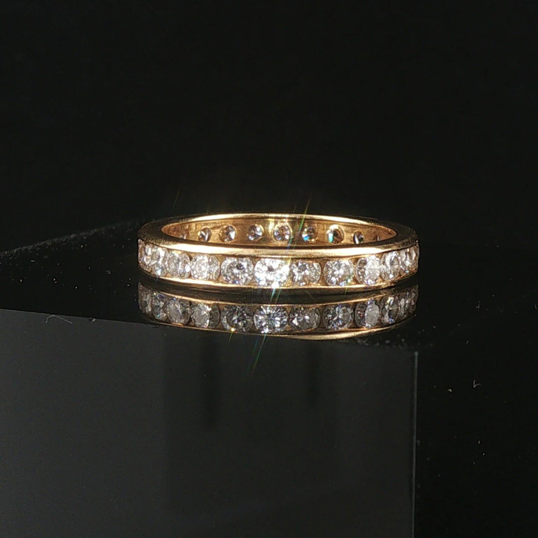 18k Yellow Gold and 2cttw Diamond 3mm Eternity Band Ring Size 6
