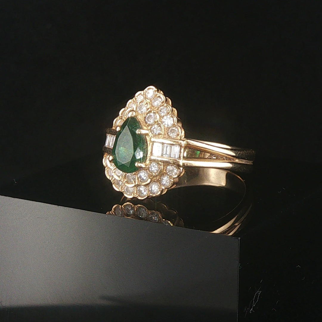 18k Yellow Gold 1.13ct Emerald and 0.50cttw Diamond Vintage Ladies Ring Size 9
