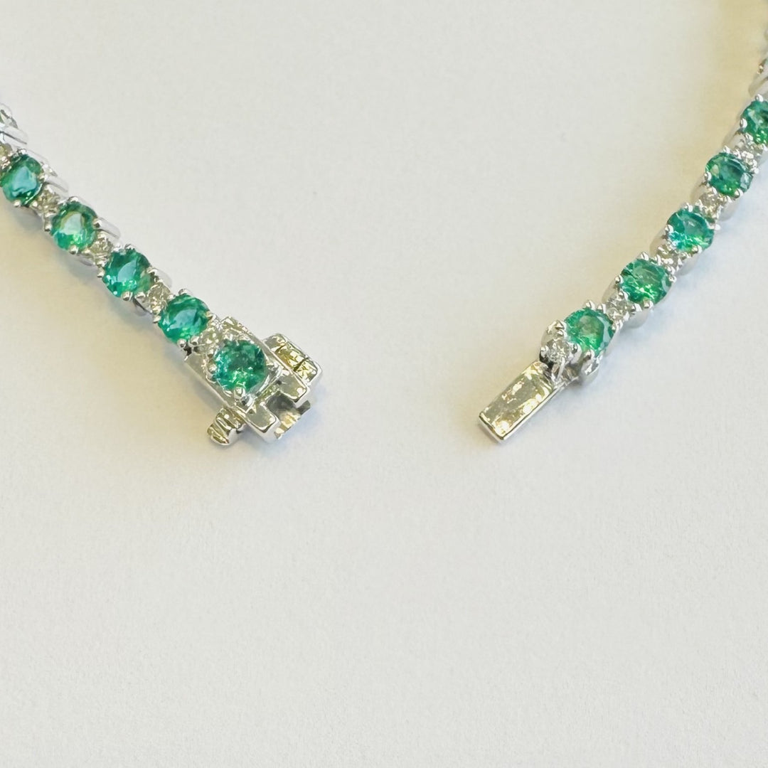 Brand New 14k White Gold Emerald and Diamond Tennis Bracelet 7"