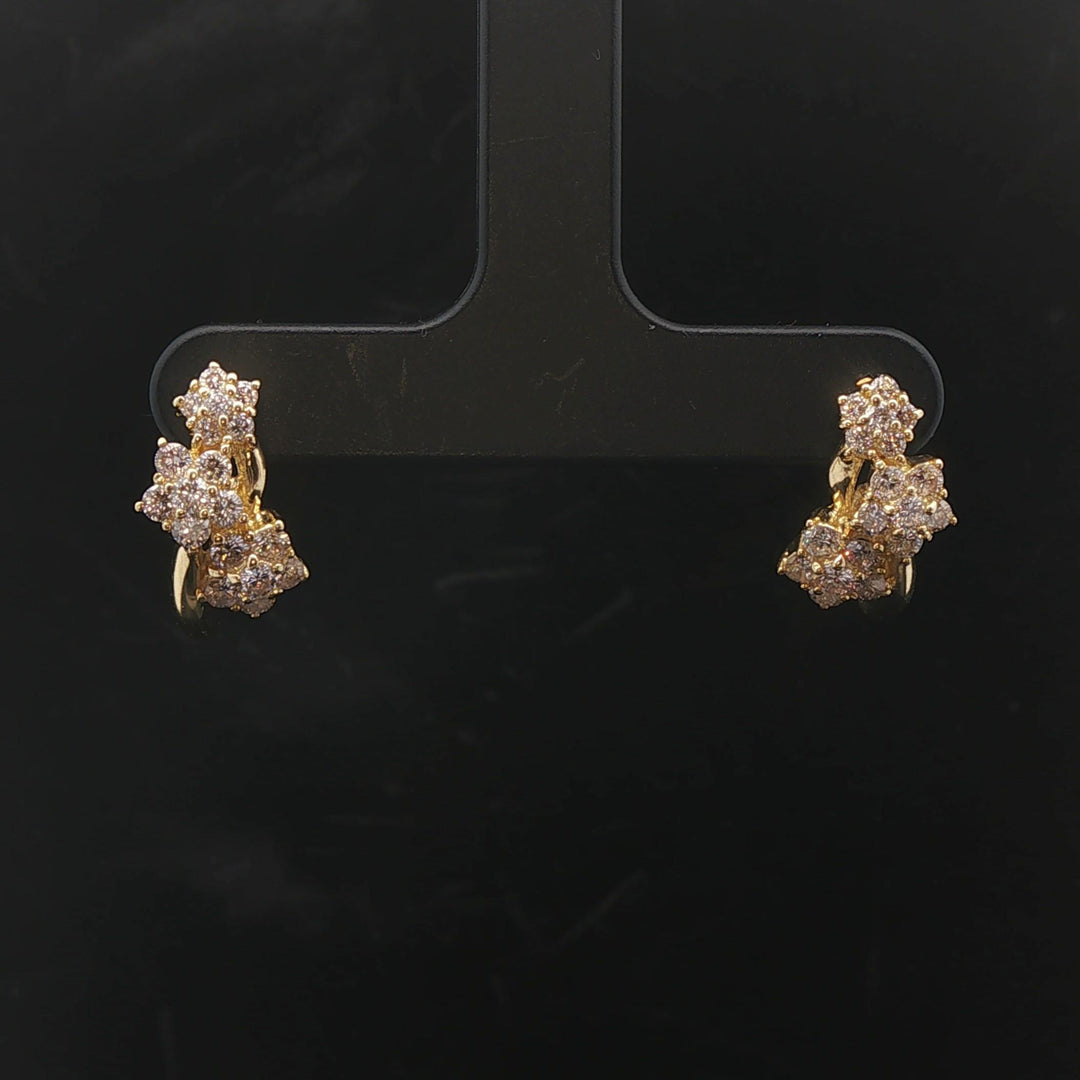 18k Yellow Gold and 1cttw Diamond Floral Stud Earrings