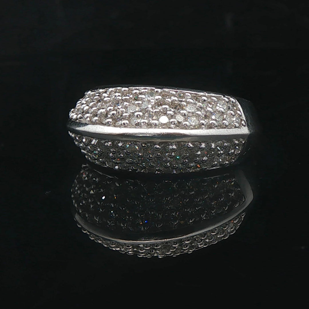 14k White Gold and 1.68cttw VS Diamond Ladies Ring Size 7