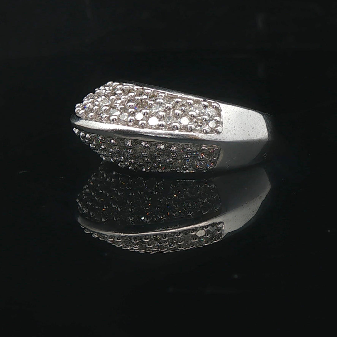 14k White Gold and 1.68cttw VS Diamond Ladies Ring Size 7