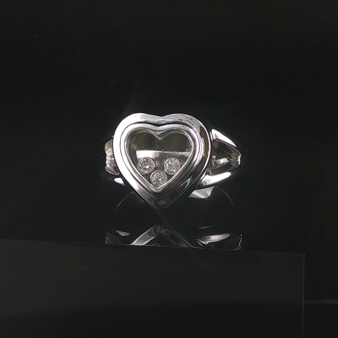 18k White Gold and Floating Diamonds 11.4g Heart Ring Size 6.5