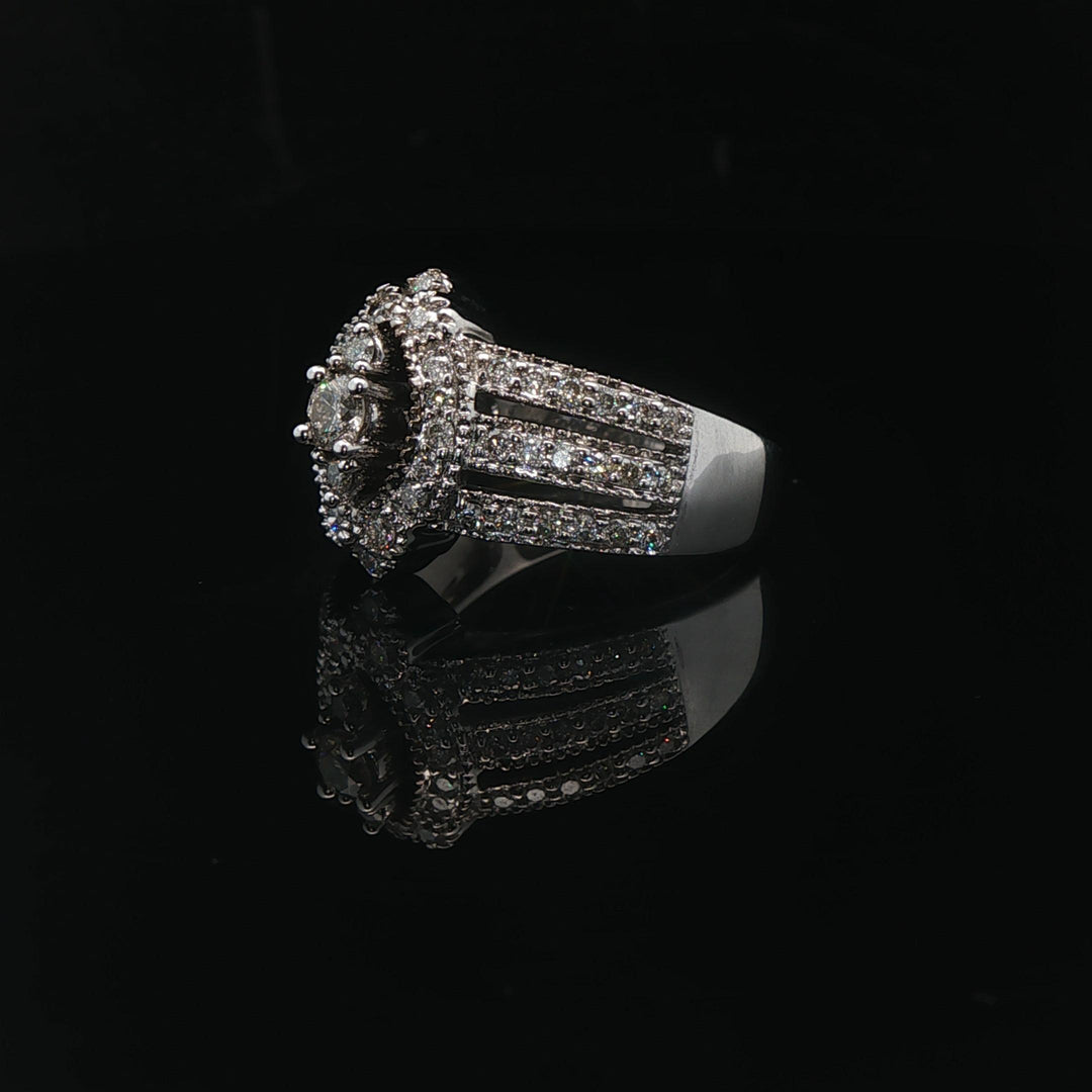 14k White Gold and 0.80cttw Diamond Ladies Ring Size 7.75