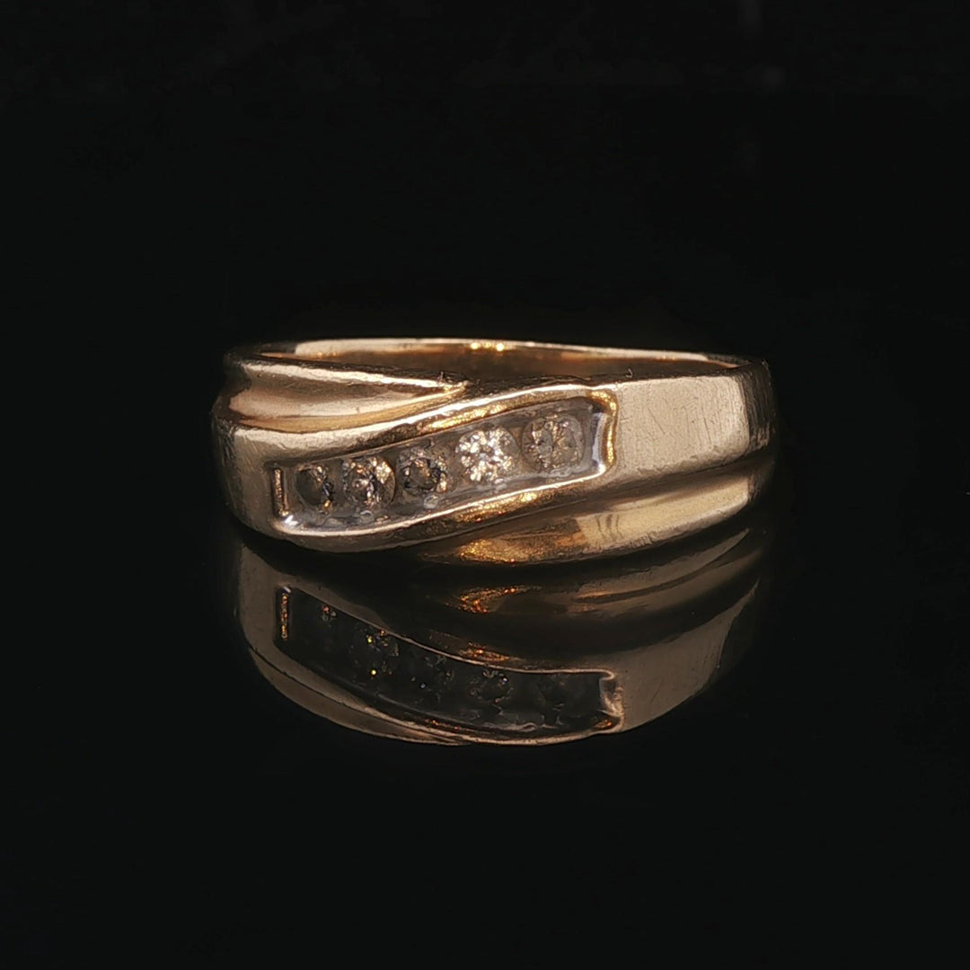 14k Yellow Gold and 0.20cttw Diamond Vintage Band Ring Size 9.25